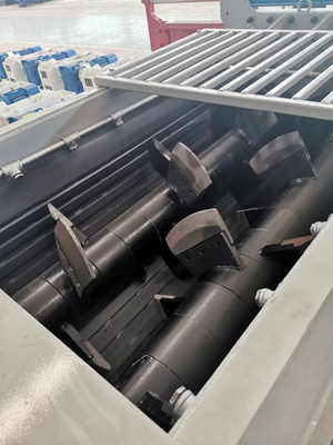 50-65 M3/h Miscelatore a pagaia a due alberi con 90 o 110 kW di potenza e 380V 50Hz per la miscelazione industriale