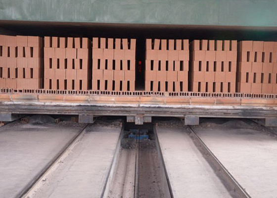 La larghezza automatica completa di progetto Clay Brick Tunnel Kiln scrive a 4.6m 4.9m 6.9m 7.2m