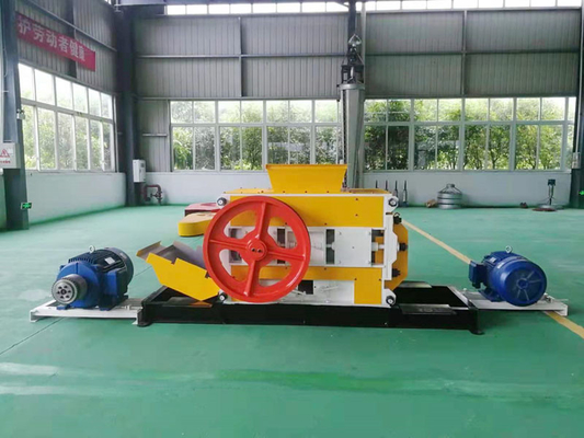 Alta velocità di Clay Brick Roller Crusher Machine per il mattone che fa pianta