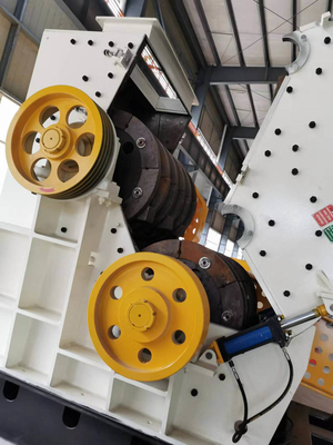 mulino del frantumatore a martelli del rotore del doppio di 380V 50Hz per l'elaborazione di materiali