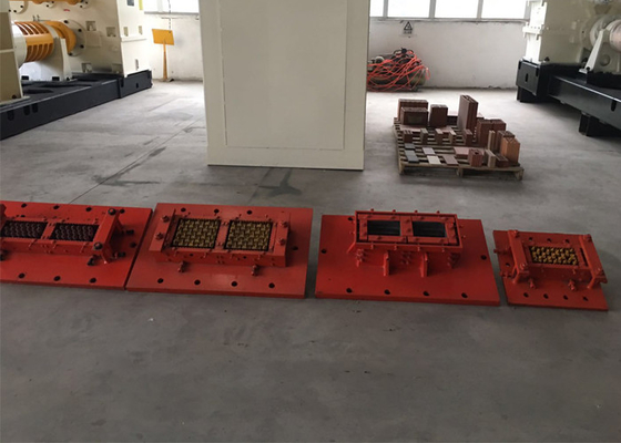 Macchina per la fabbricazione di mattoni solidi rossi / macchina a blocchi completamente automatica