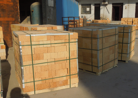L'anti forno di tunnel materiale sintetico di spogliatura del mattone refrattario ha licenziato Clay Bricks