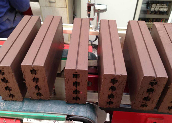 Tagliatrice automatica piena del mattone della parete della macchina vuota resistente di taglio a blocchi