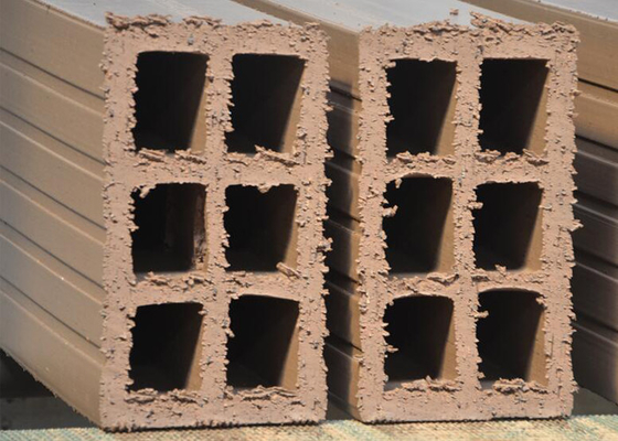 Macchina di taglio di mattoni di argilla ad alta precisione con lunghezza di fetta di 2,1 m e 12-16 tagli al minuto Modello QTQD-1