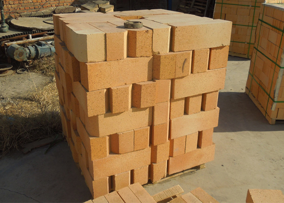 Alto fuoco materiale a prova di fuoco Clay Bricks del forno di tunnel del mattone refrattario