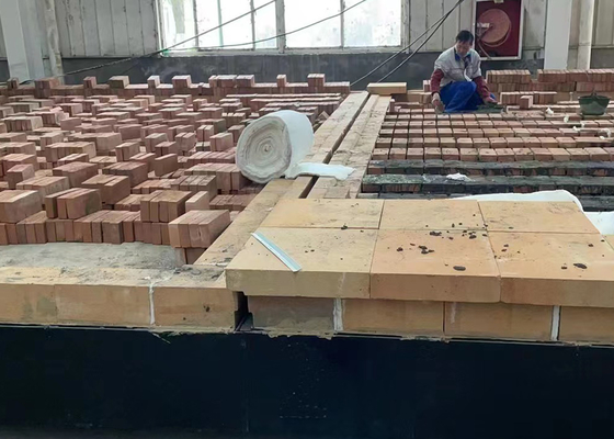 La cavità blocca il sistema dell'equilibrio di pressione del carretto del forno di tunnel del mattone su misura