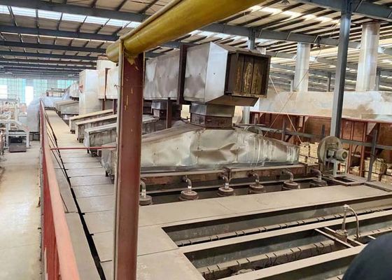 Linea di produzione automatica per la fabbricazione di blocchi di argilla con asciugatrice di galleria e grandi capacità di 800 tonnellate al giorno