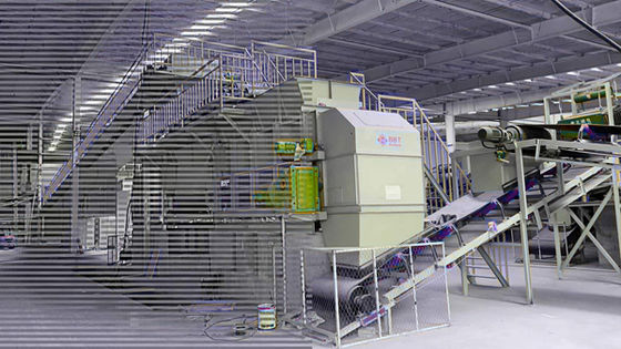 Progetto di produzione di blocchi cavi di argilla Macchina alimentatore per scatole trasportatrici a nastro da 120 tonnellate / h per una linea di produzione completamente automatica di mattoni di argilla rossa