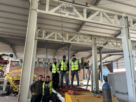 Sistema di scarico e imballaggio di mattoni senza pallet completamente automatico per linee di produzione di mattoni in argilla