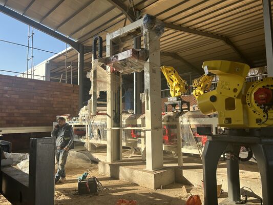 Sistema di scarico e imballaggio di mattoni cotti senza pallet completamente automatico BBT